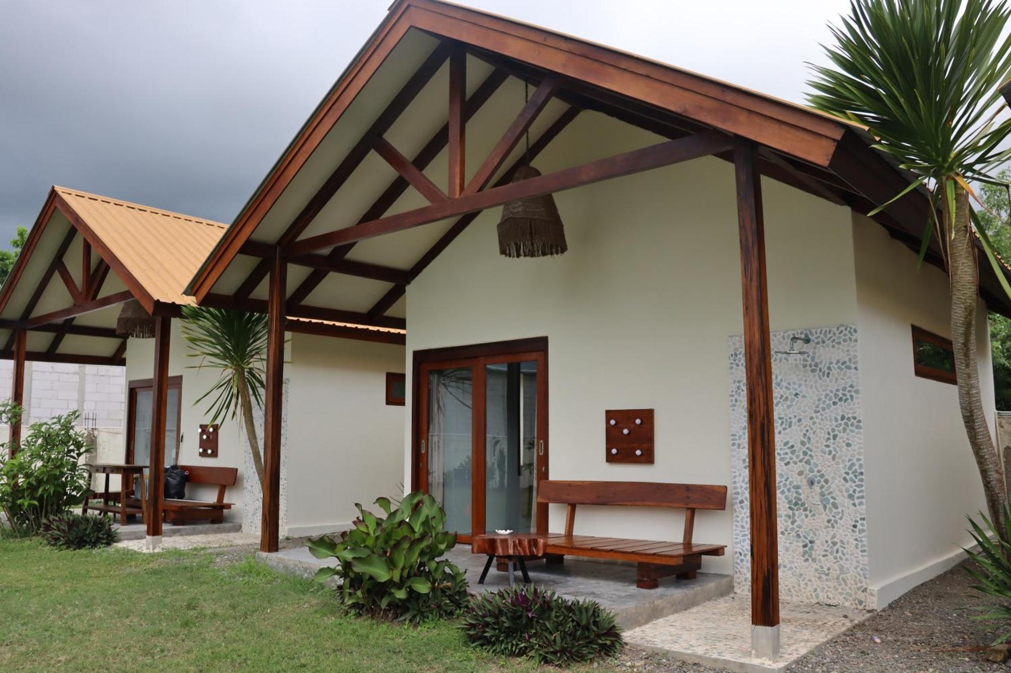 Outside Bungalow Sekongkang Екстер'єр фото
